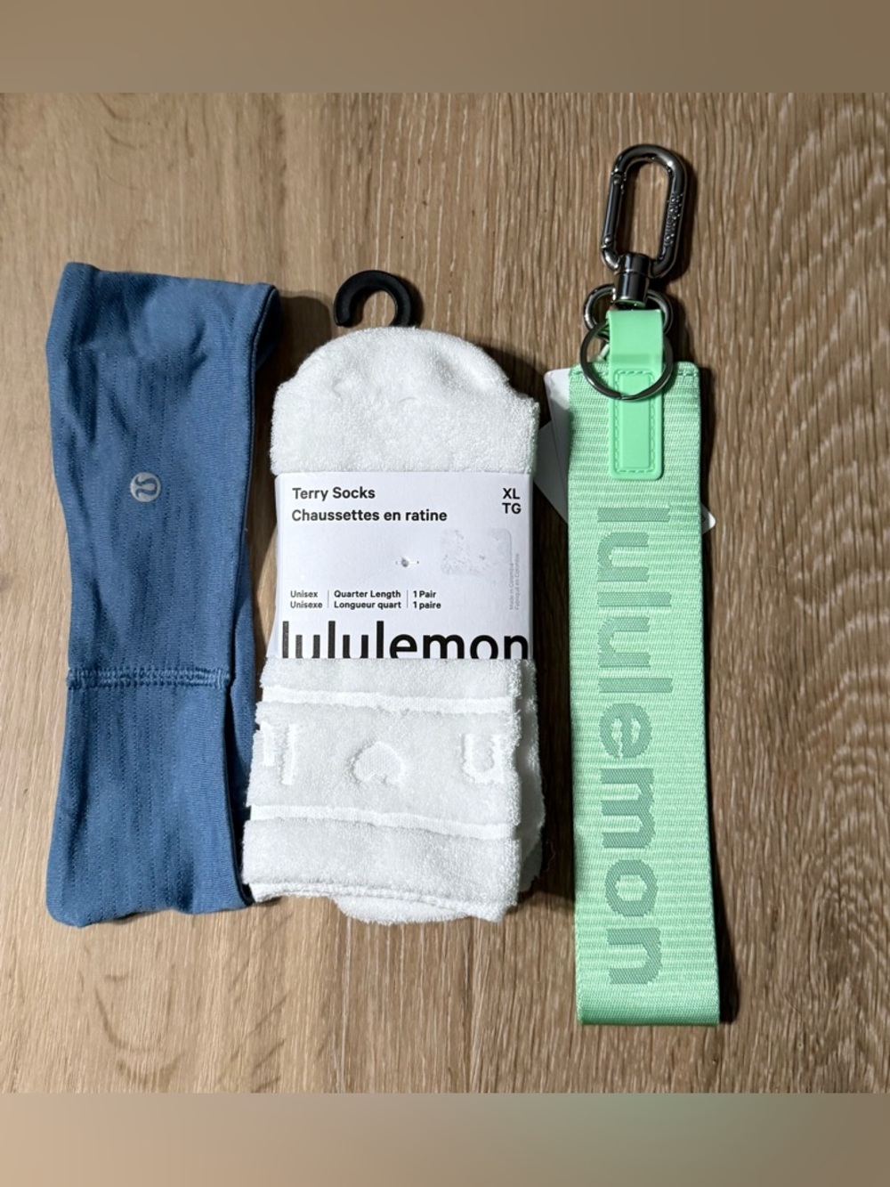 BUNDLE By Lululemon - Never lost keychain, Wide Headband and socks NWT